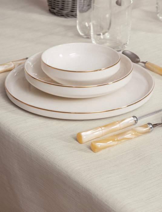 L'essentiel linge de maison Mantel Plain 220 - Crema